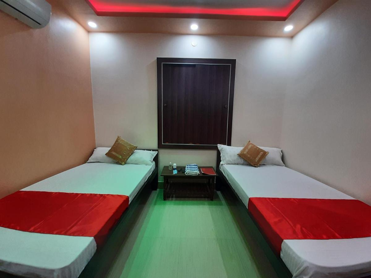 Hotel Shakuntla Palace - 400 Meters Away From Vishnu Pad Temple 7 Mins Walk Gaya Eksteriør bilde