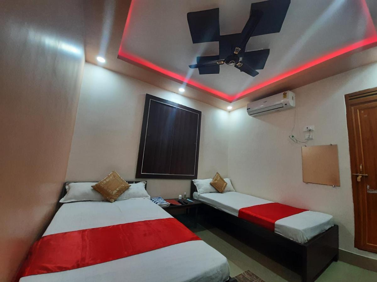 Hotel Shakuntla Palace - 400 Meters Away From Vishnu Pad Temple 7 Mins Walk Gaya Eksteriør bilde