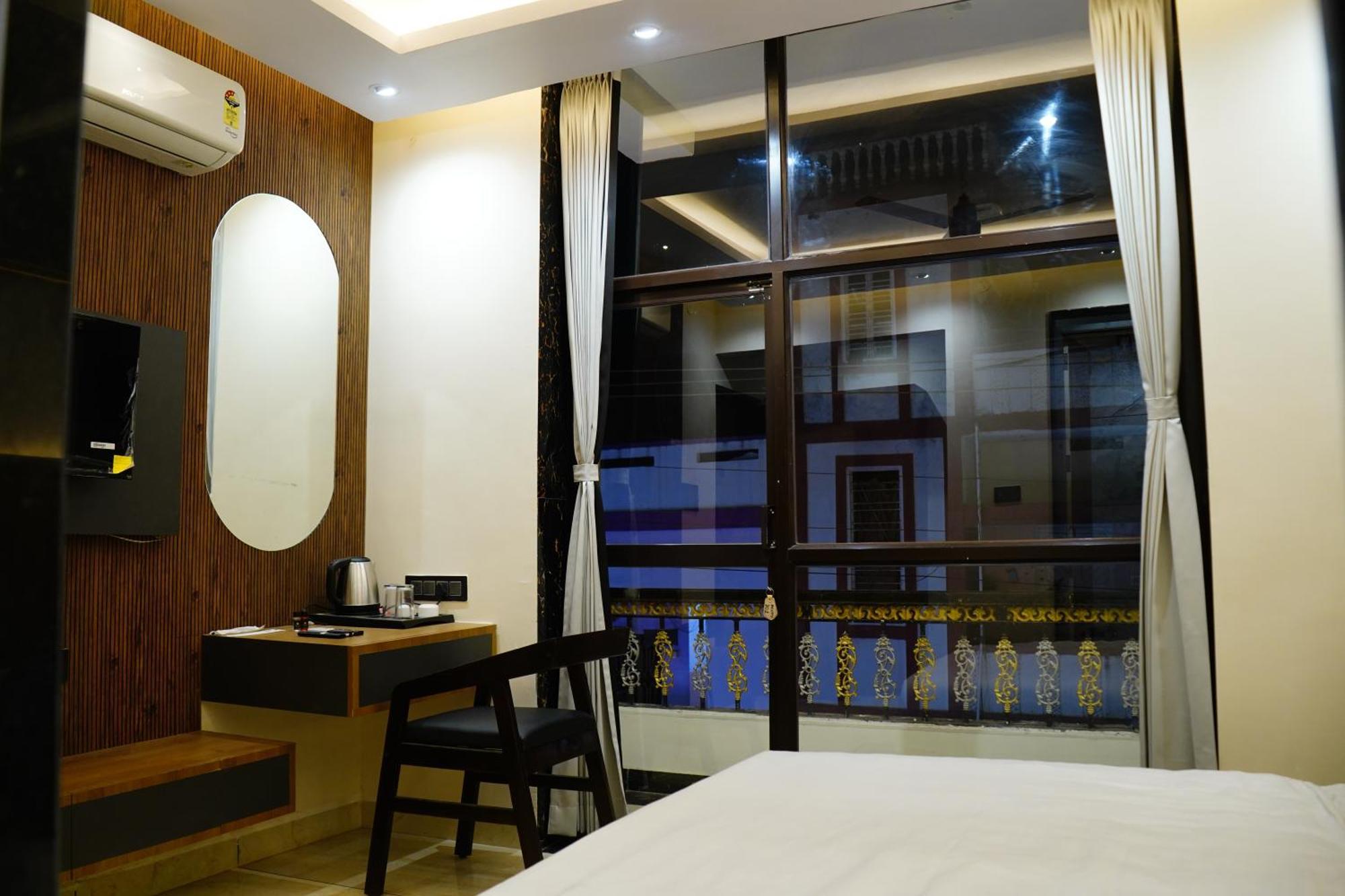 Hotel Shakuntla Palace - 400 Meters Away From Vishnu Pad Temple 7 Mins Walk Gaya Eksteriør bilde