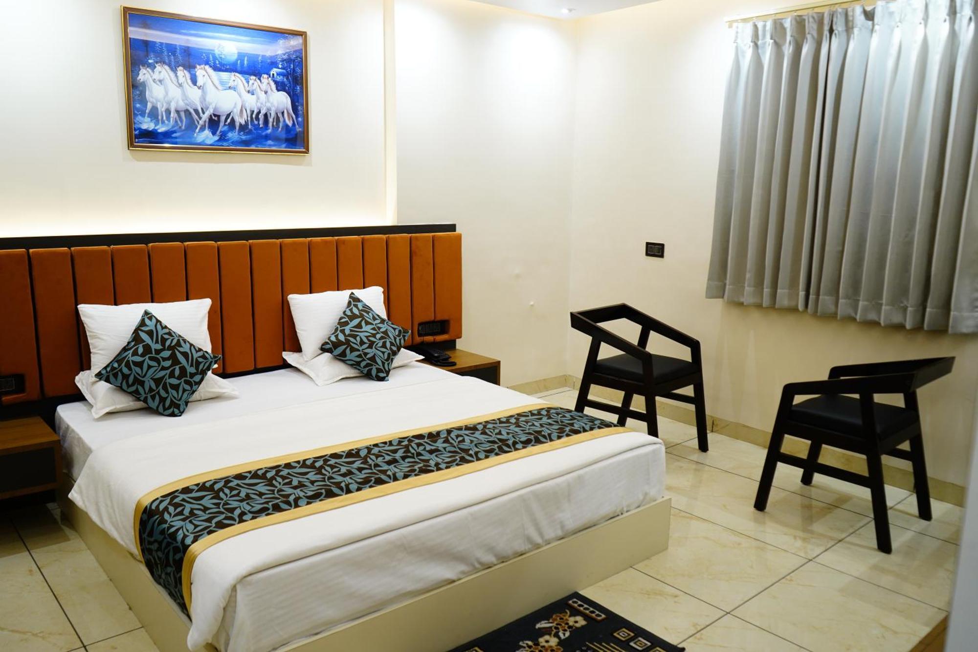 Hotel Shakuntla Palace - 400 Meters Away From Vishnu Pad Temple 7 Mins Walk Gaya Eksteriør bilde