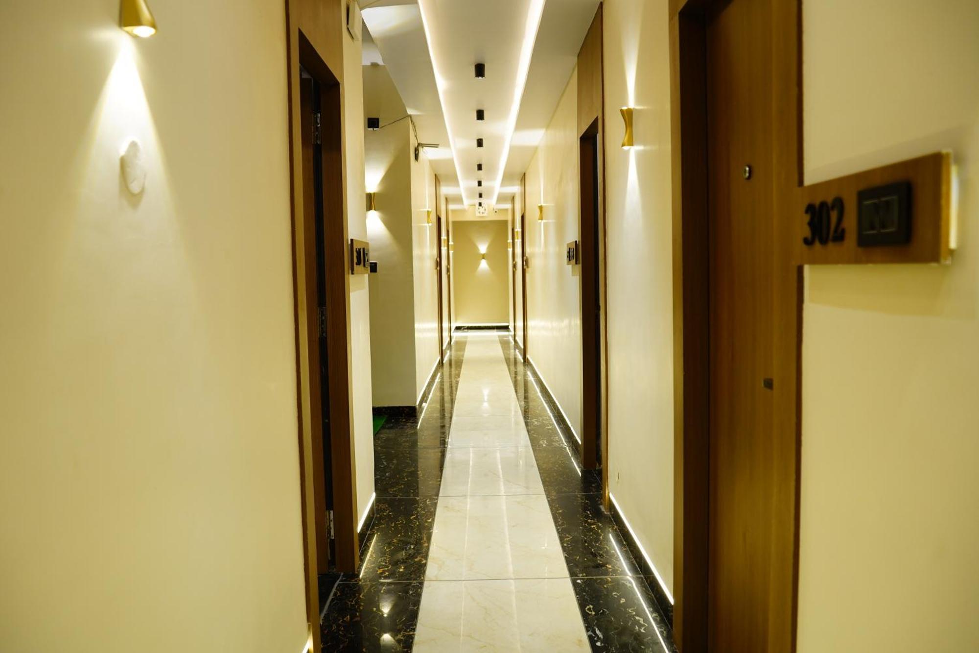 Hotel Shakuntla Palace - 400 Meters Away From Vishnu Pad Temple 7 Mins Walk Gaya Eksteriør bilde