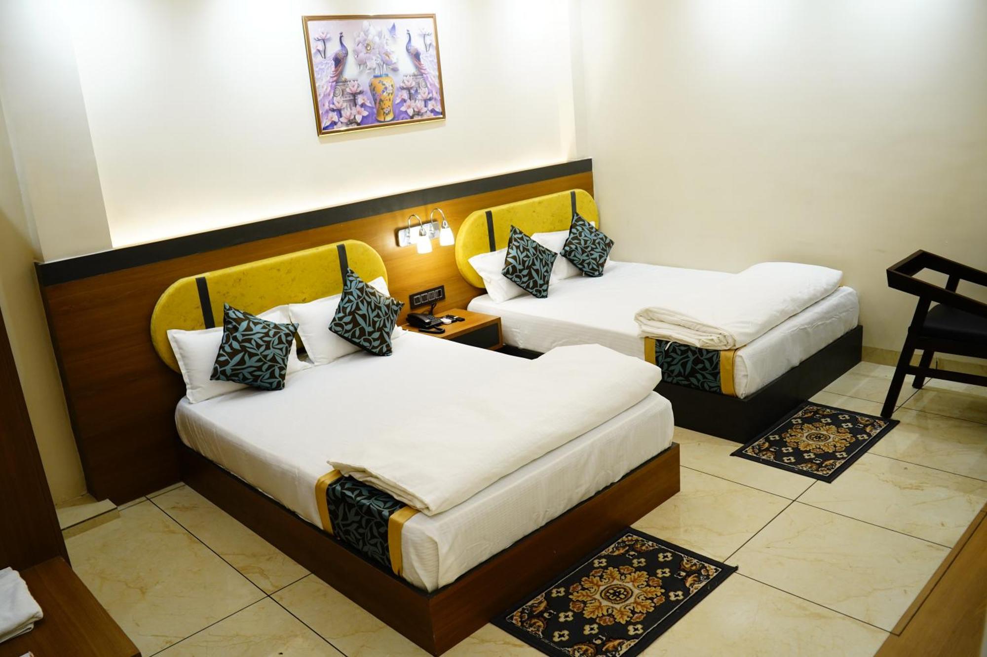Hotel Shakuntla Palace - 400 Meters Away From Vishnu Pad Temple 7 Mins Walk Gaya Eksteriør bilde