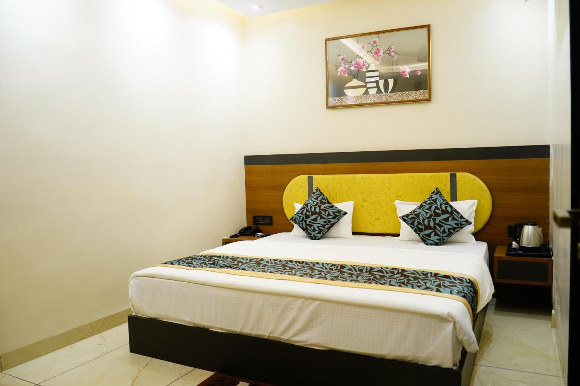 Hotel Shakuntla Palace - 400 Meters Away From Vishnu Pad Temple 7 Mins Walk Gaya Eksteriør bilde