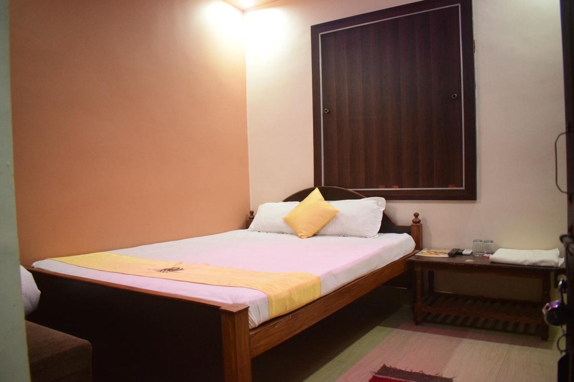 Hotel Shakuntla Palace - 400 Meters Away From Vishnu Pad Temple 7 Mins Walk Gaya Eksteriør bilde